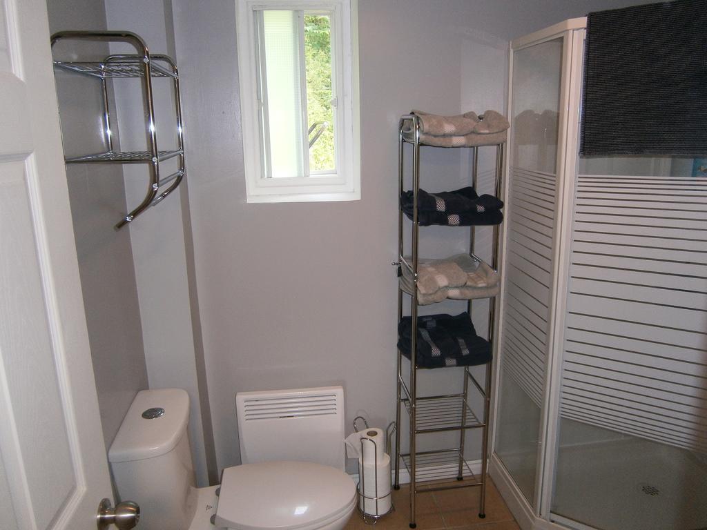 Sous Le Clocher De L'Anse Exterior photo